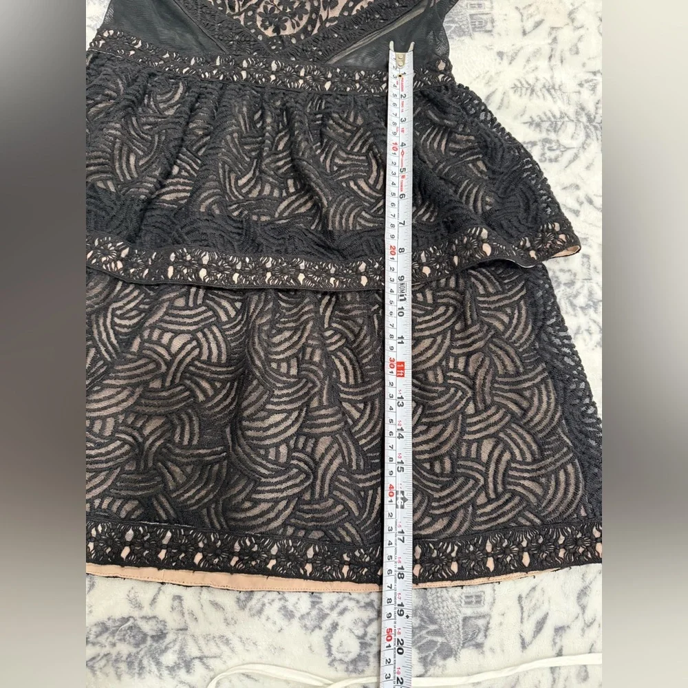 BCBG MAXAZRIA “Joselyn” Black Lace Mesh Cocktail Dress Size 6 NWT $368 - Picture 15 of 15